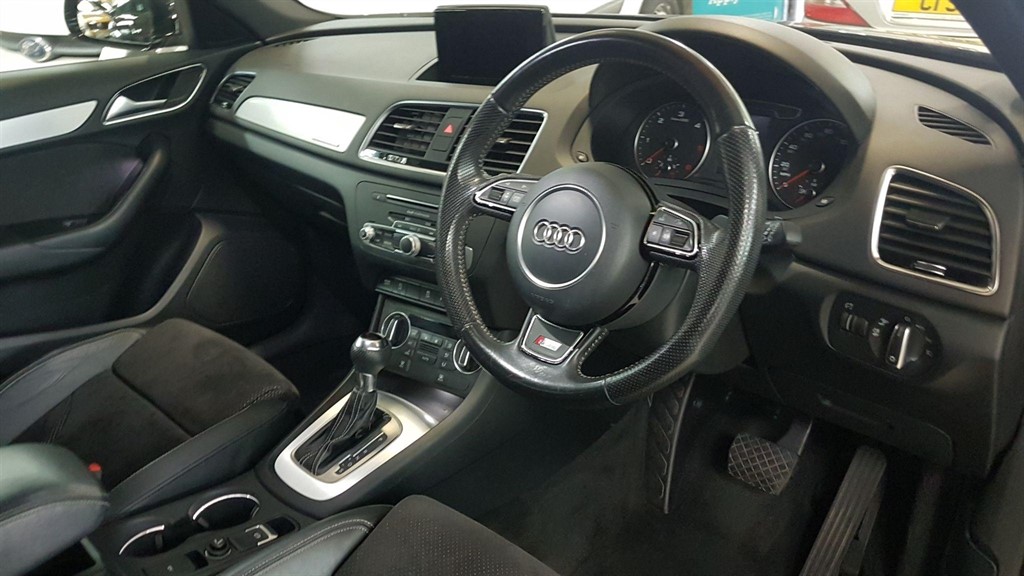 Used Audi Q3 2016 for sale - 77196683: Photo 32
