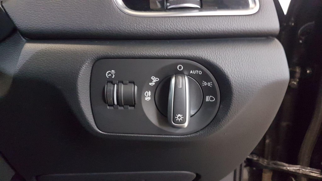 Used Audi Q3 2016 for sale - 77196683: Photo 33