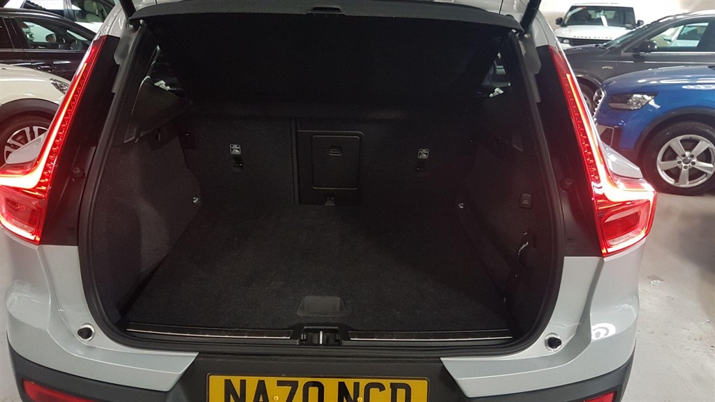 Used Volvo XC40 2020 for sale - 77196675: Photo 32