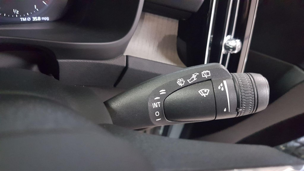 Used Volvo XC40 2020 for sale - 77196675: Photo 57