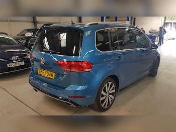Used Volkswagen Touran 2017 for sale - 77988835: Photo