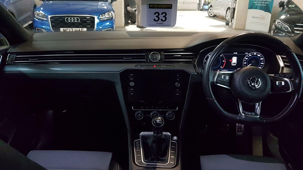 Used Volkswagen Passat 2019 for sale - 77196682: Photo 4