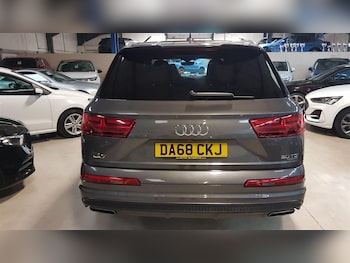 Used Audi Q7 2018 for sale - 77196695: Photo