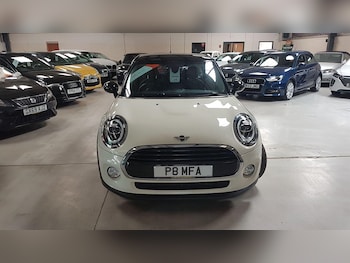 Used MINI Hatch 2018 for sale - 78509358: Photo