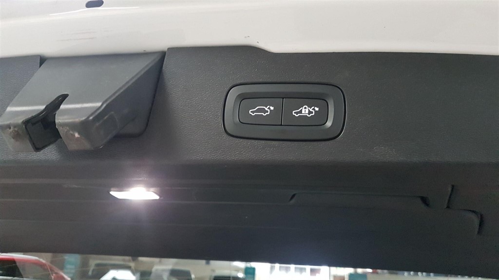 Used Volvo V60 2021 for sale - 77196697: Photo 33