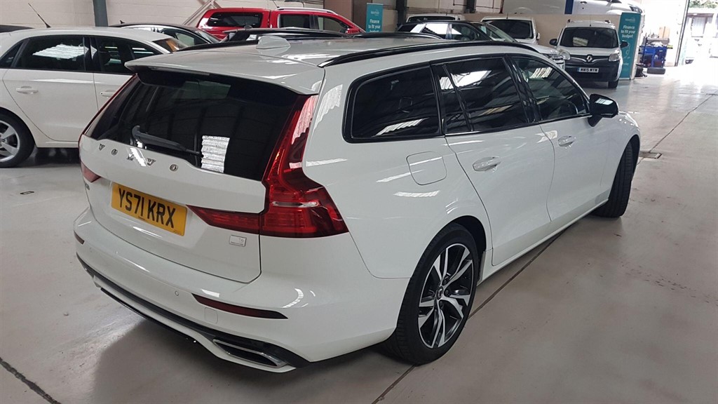 Used Volvo V60 2021 for sale - 77196697: Photo 4