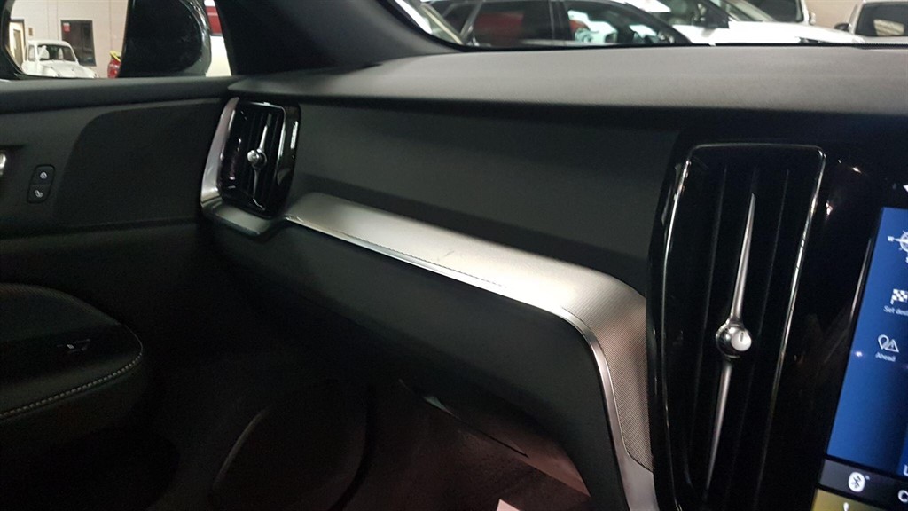 Used Volvo V60 2021 for sale - 77196697: Photo 60