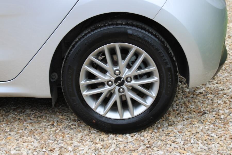 Used Kia Rio 2023 for sale - 76136700: Photo 11
