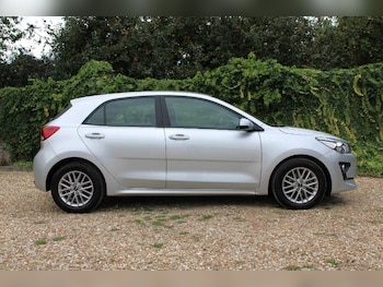 Used Kia Rio 2023 for sale - 76136700: Photo 3