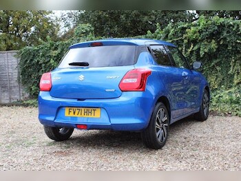 Used Suzuki Swift 2022 for sale - 76456855: Photo