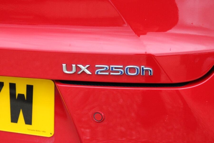 Used Lexus UX 2020 for sale - 76307143: Photo 37