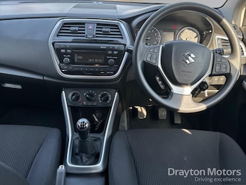 Used Suzuki SX4 S-Cross 2018 for sale - 78684769: Photo