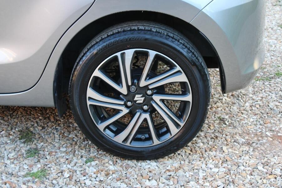 Used Suzuki Swift 2023 for sale - 76214164: Photo 34