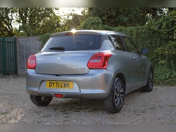 Used Suzuki Swift 2021 for sale - 76228047: Photo