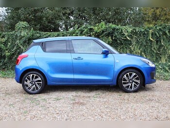 Used Suzuki Swift 2022 for sale - 76457702: Photo