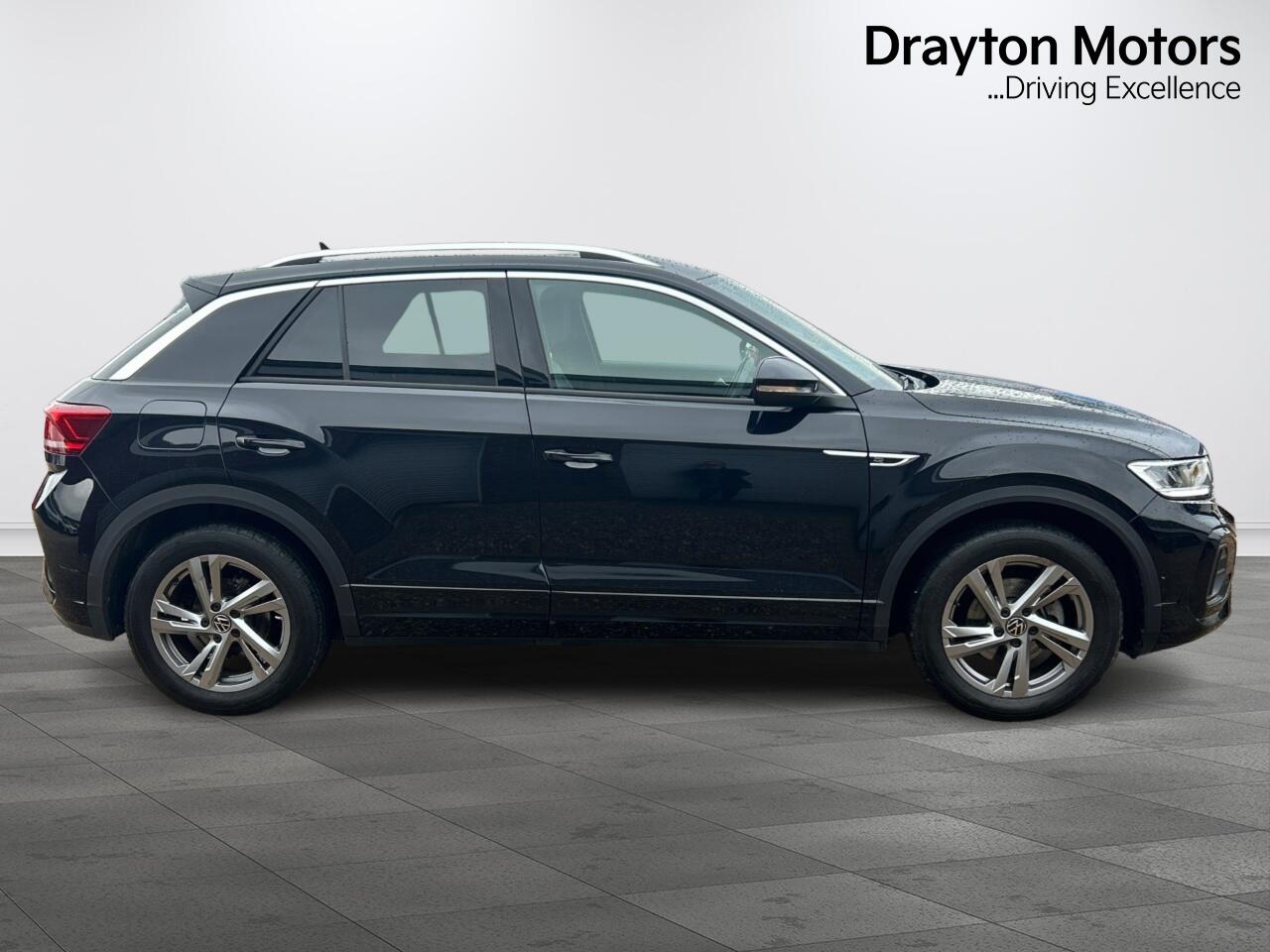 Used Volkswagen T-Roc 2024 for sale - 77358832: Photo 10