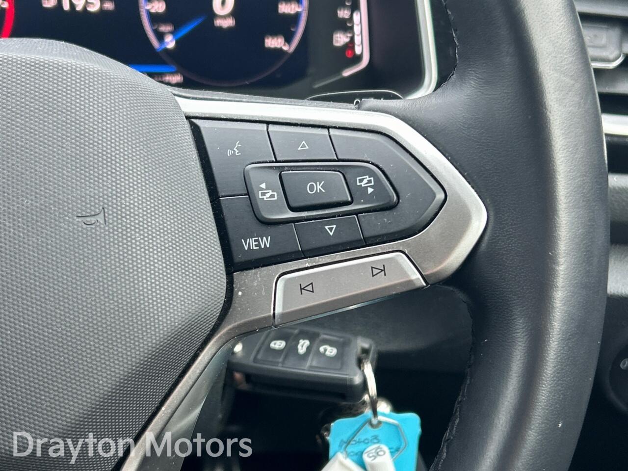 Used Volkswagen T-Roc 2024 for sale - 77358832: Photo 20