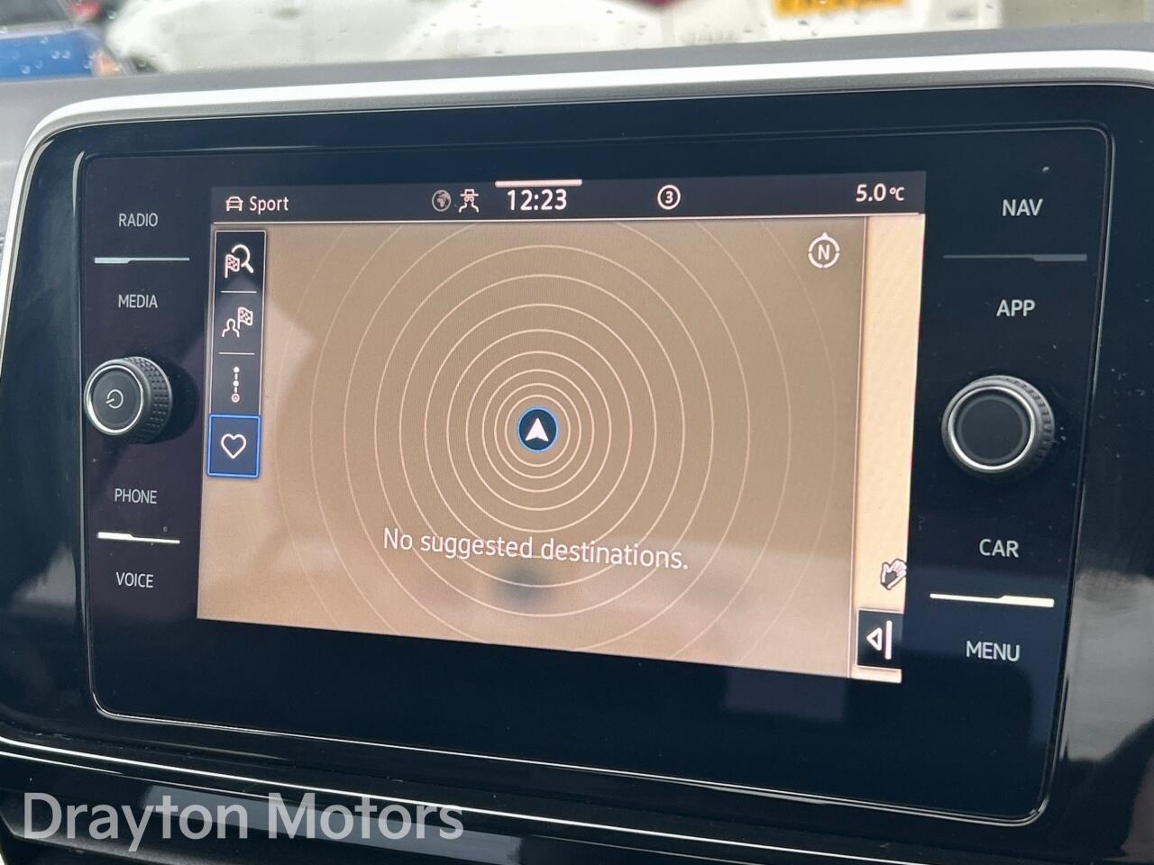 Used Volkswagen T-Roc 2024 for sale - 77358832: Photo 23