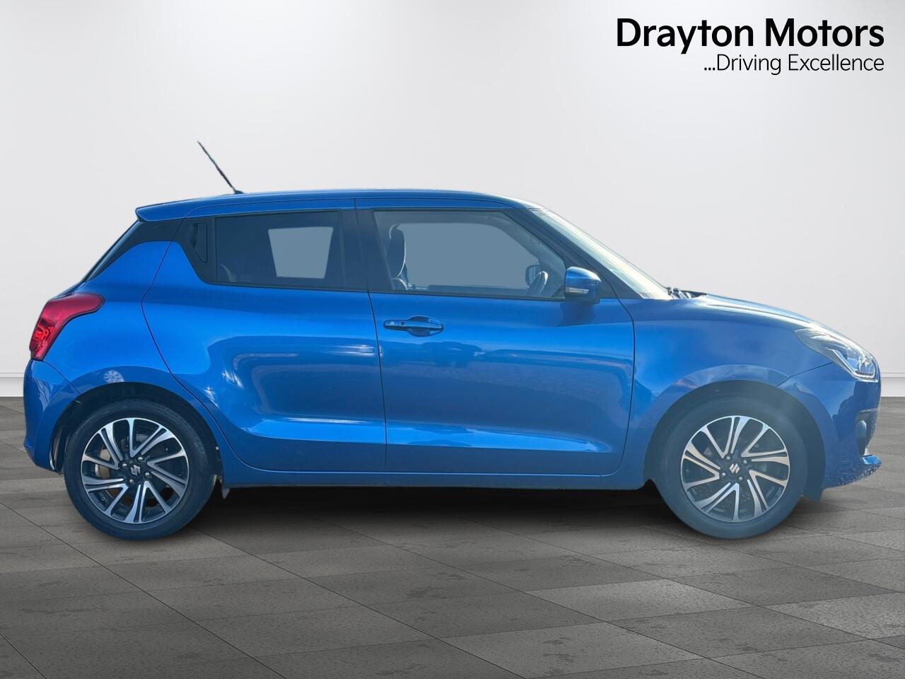 Used Suzuki Swift 2021 for sale - 77564717: Photo 10