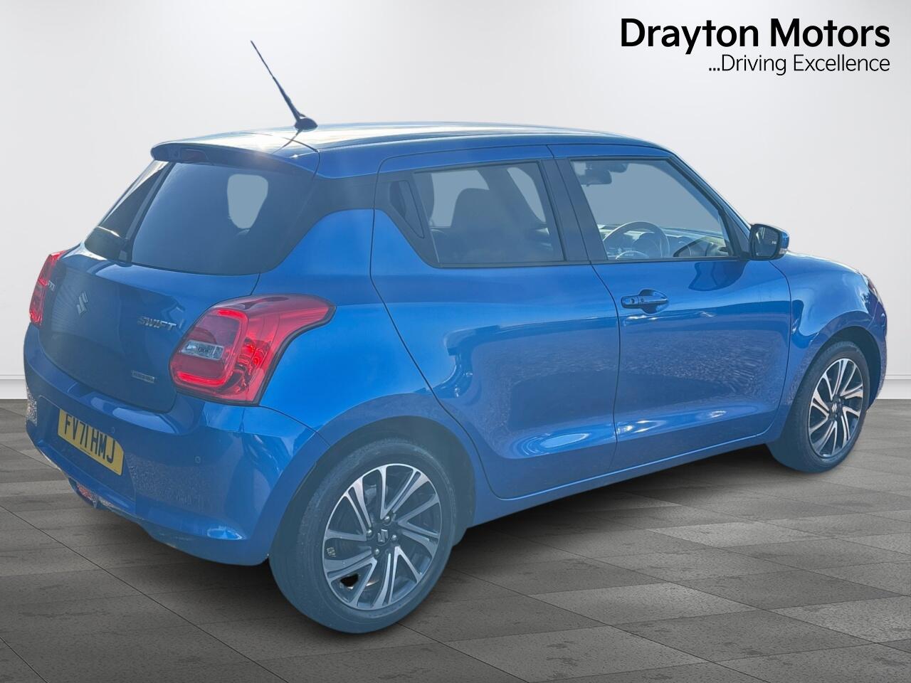 Used Suzuki Swift 2021 for sale - 77564717: Photo 9