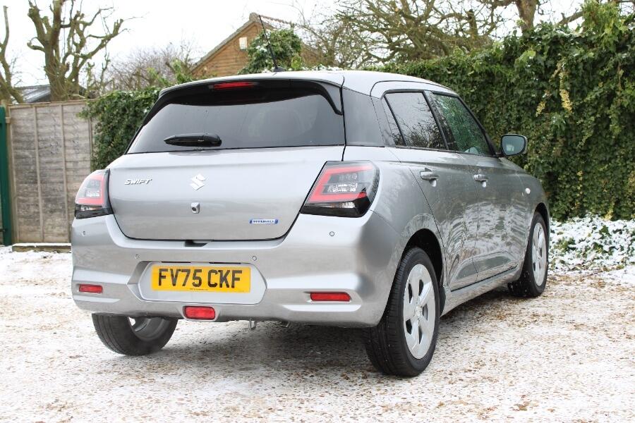 Used Suzuki Swift 2025 for sale - 77143360: Photo 4