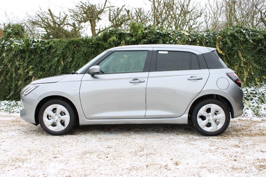 Used Suzuki Swift 2025 for sale - 77143360: Photo 7