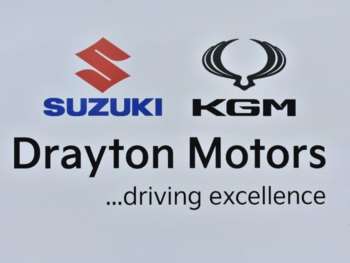 Used Toyota C-HR 2023 for sale - 75319095: Photo