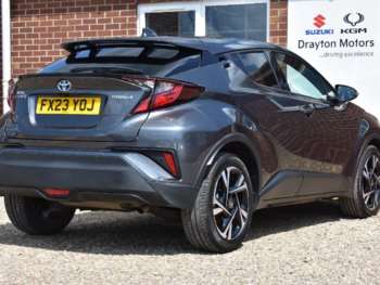 Used Toyota C-HR 2023 for sale - 75319095: Photo