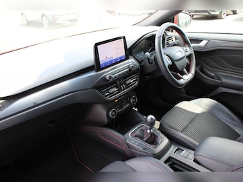 Used Ford Focus 2019 for sale - 75600698: Photo