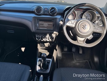 Used Suzuki Swift 2021 for sale - 78319333: Photo