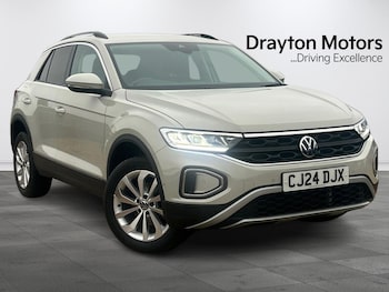 Used Volkswagen T-Roc 2024 for sale - 77345474: Photo