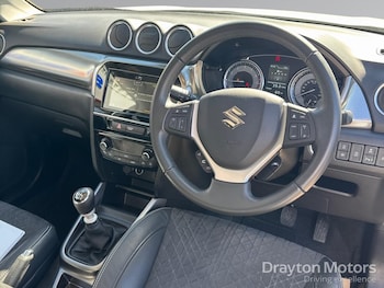 Used Suzuki Vitara 2023 for sale - 78157321: Photo