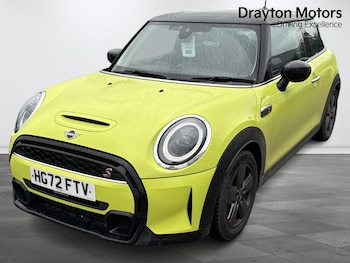 Used MINI Hatch 2023 for sale - 77537403: Photo