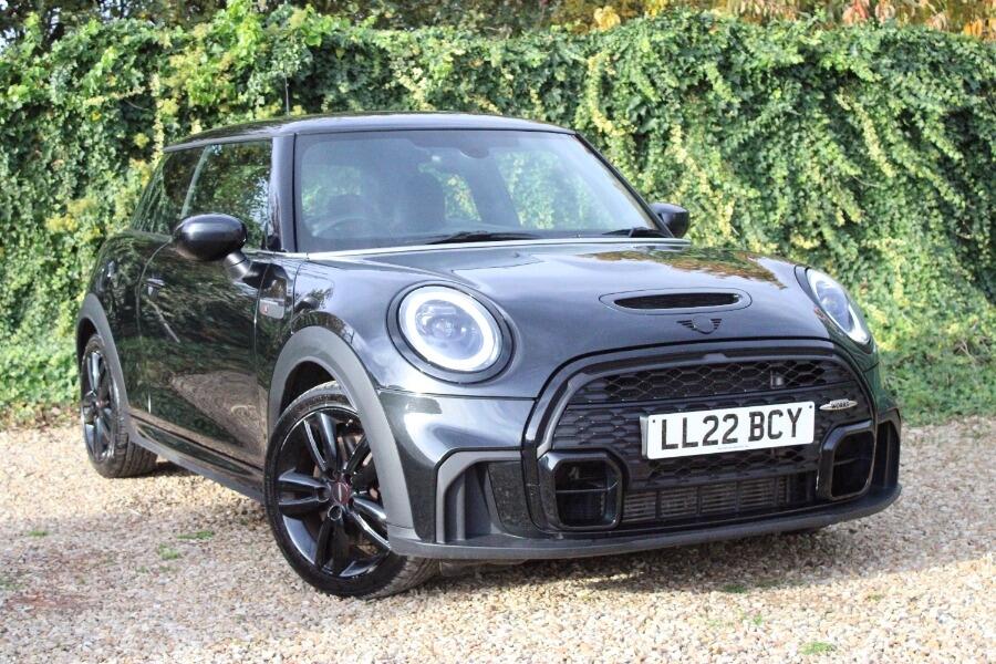 Used MINI Hatch 2022 for sale - 76499378: Photo 1