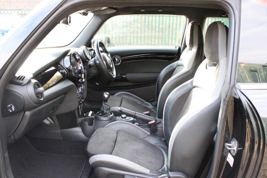 Used MINI Hatch 2022 for sale - 76499378: Photo 13