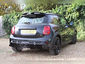 Used MINI Hatch 2022 for sale - 76499378: Photo