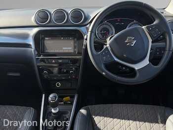 Used Suzuki Vitara 2023 for sale - 79564630: Photo