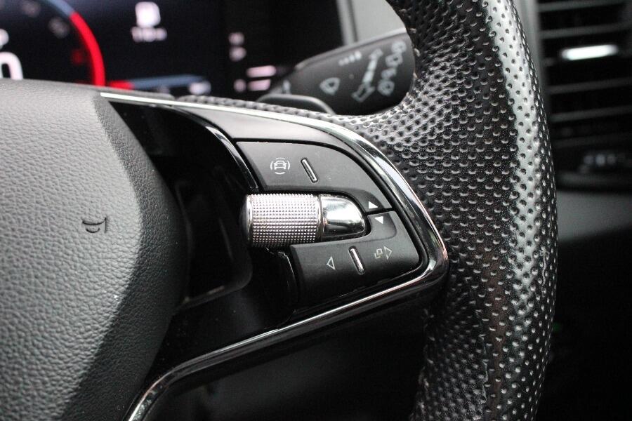 Used Skoda Karoq 2022 for sale - 77320217: Photo 21