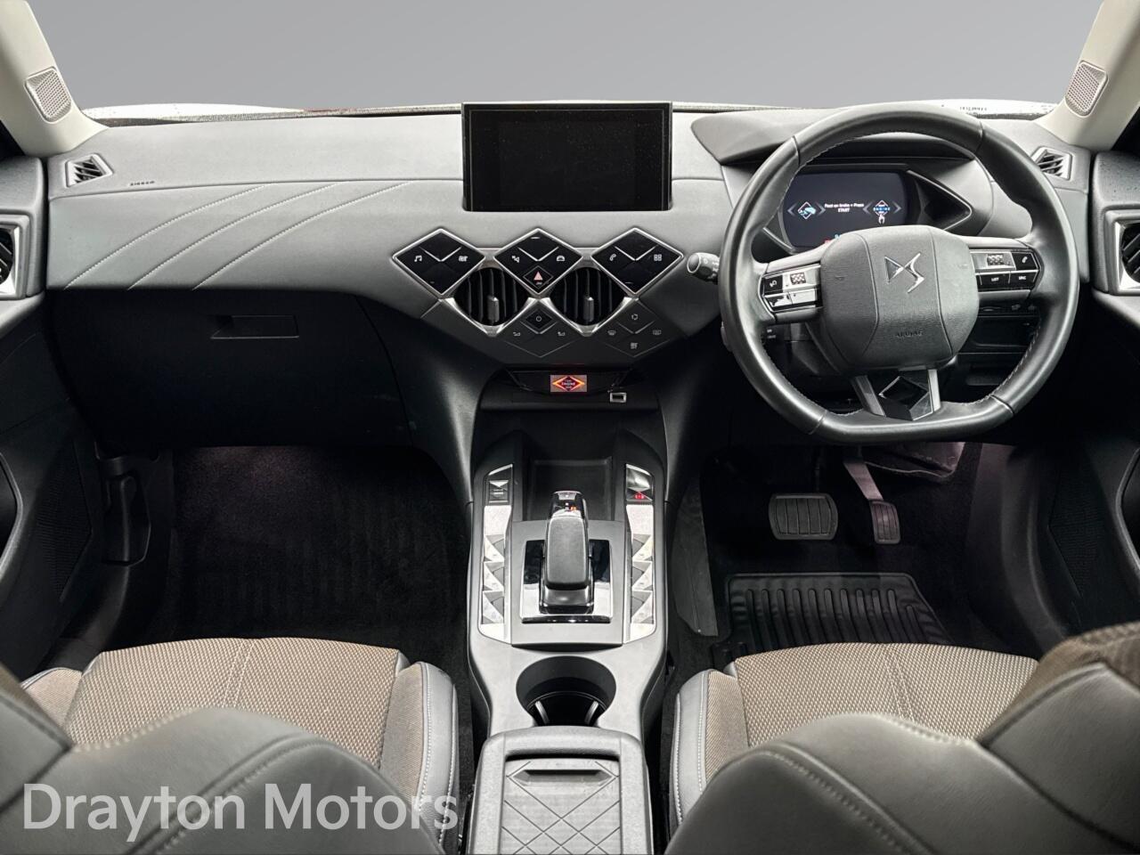 Used DS Automobiles DS 3 Crossback 2022 for sale - 77345173: Photo 2