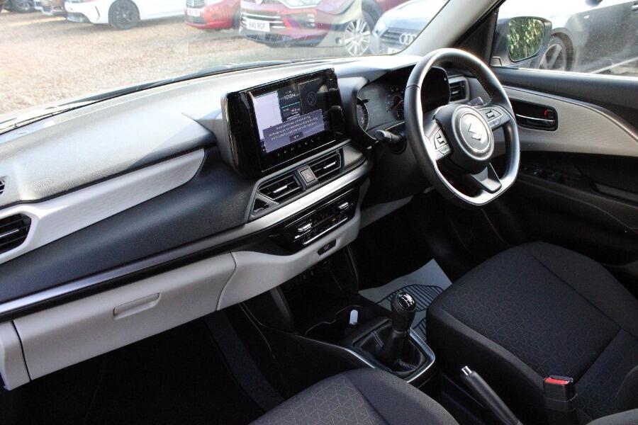 Used Suzuki Swift 2024 for sale - 76702240: Photo 12