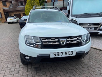 Used Dacia Duster 2017 for sale - 79364083: Photo