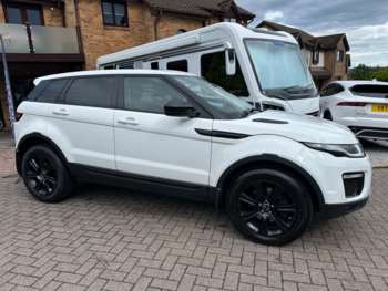 2017 (M) - TD4 SE TECH 5-Door