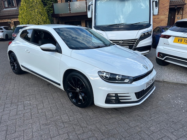 Used Volkswagen Scirocco 2016 for sale - 75598476: Photo 1