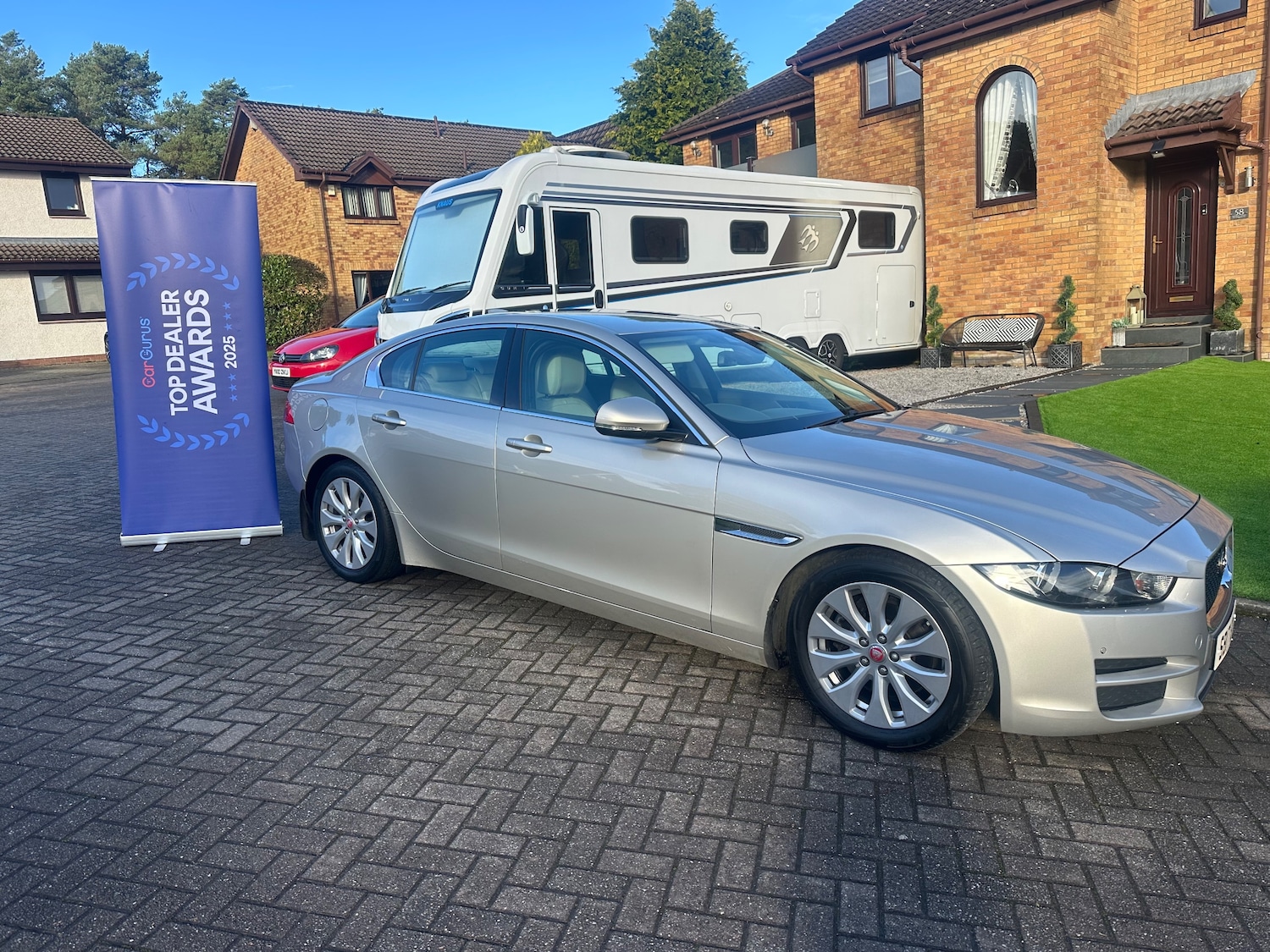 Used Jaguar XE 2017 for sale - 76405844: Photo 27