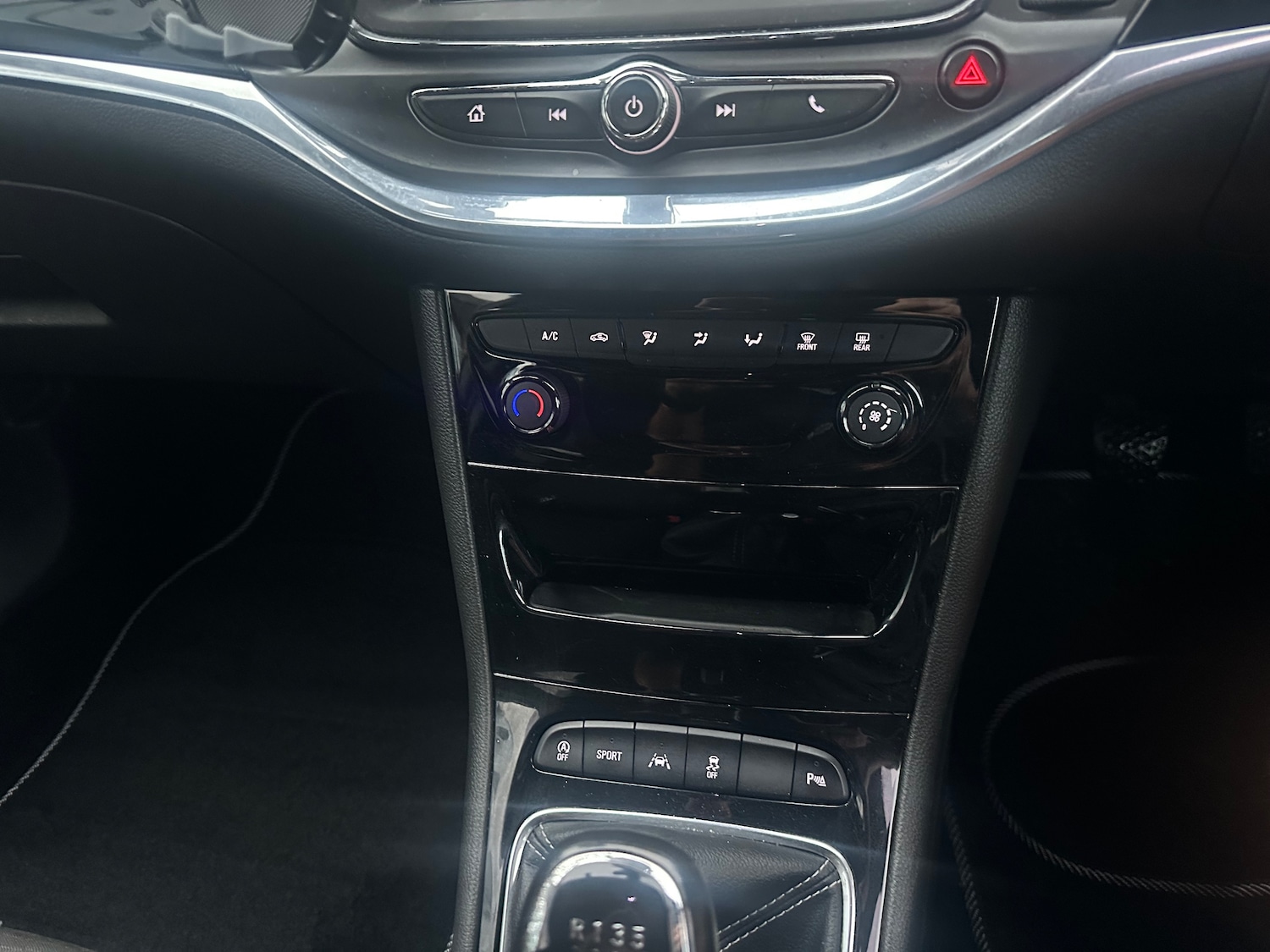 Used Vauxhall Astra 2016 for sale - 76685519: Photo 12