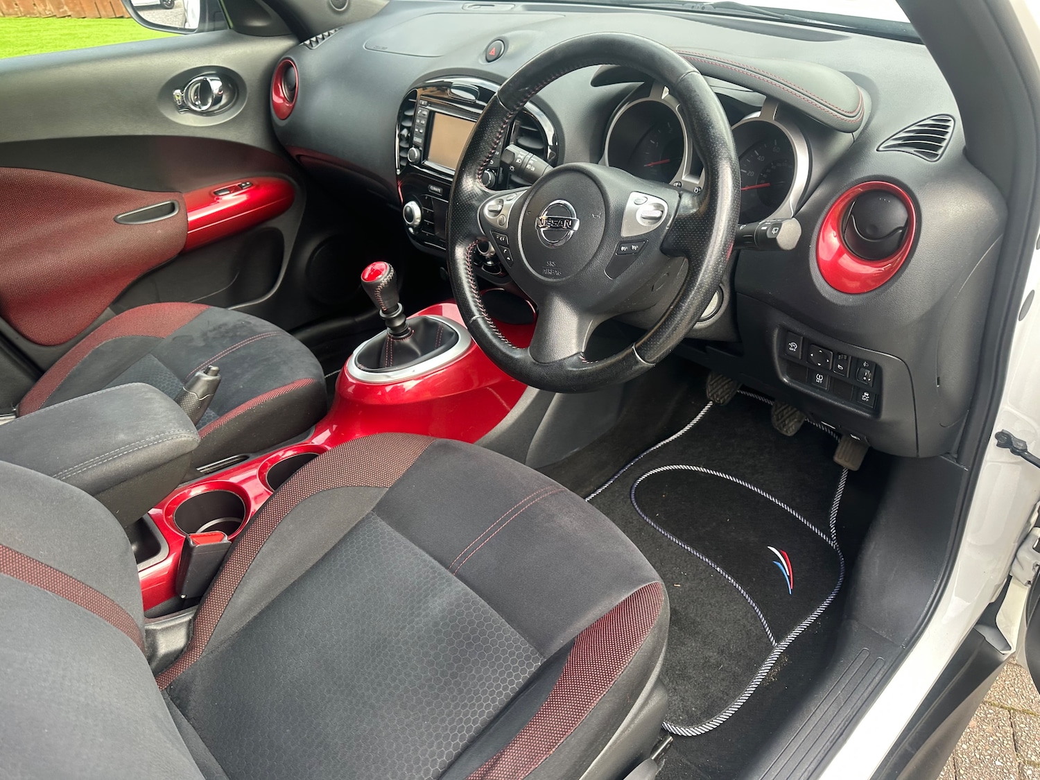 Used Nissan Juke 2014 for sale - 76219703: Photo 17