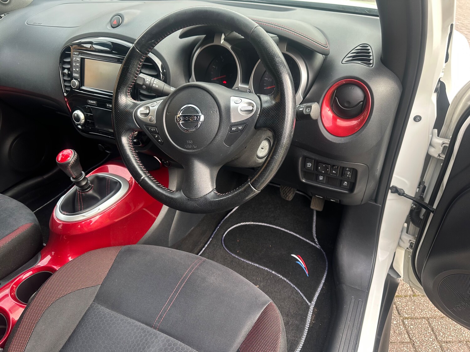 Used Nissan Juke 2014 for sale - 76219703: Photo 18