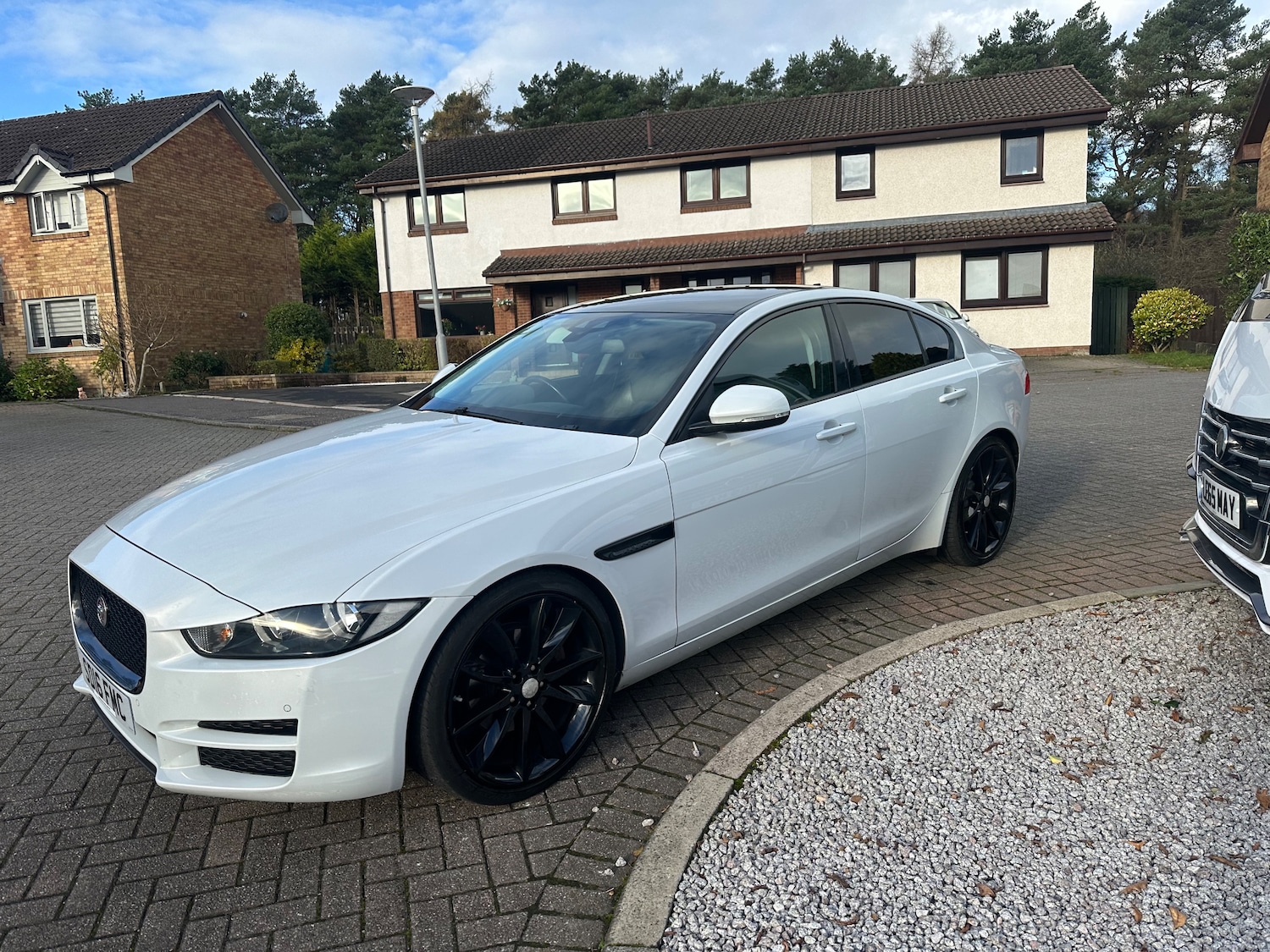 Used Jaguar XE 2016 for sale - 76586759: Photo 12