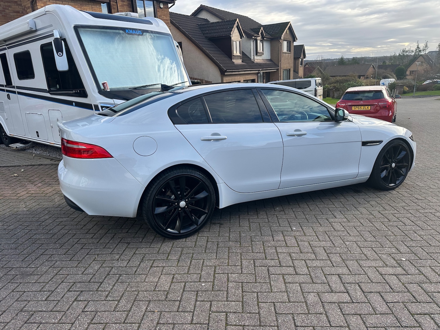 Used Jaguar XE 2016 for sale - 76586759: Photo 18