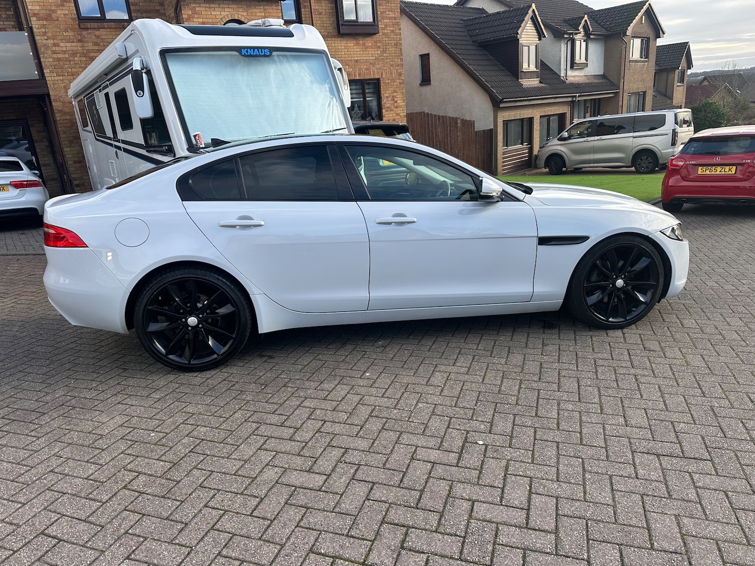 Used Jaguar XE 2016 for sale - 76586759: Photo 21